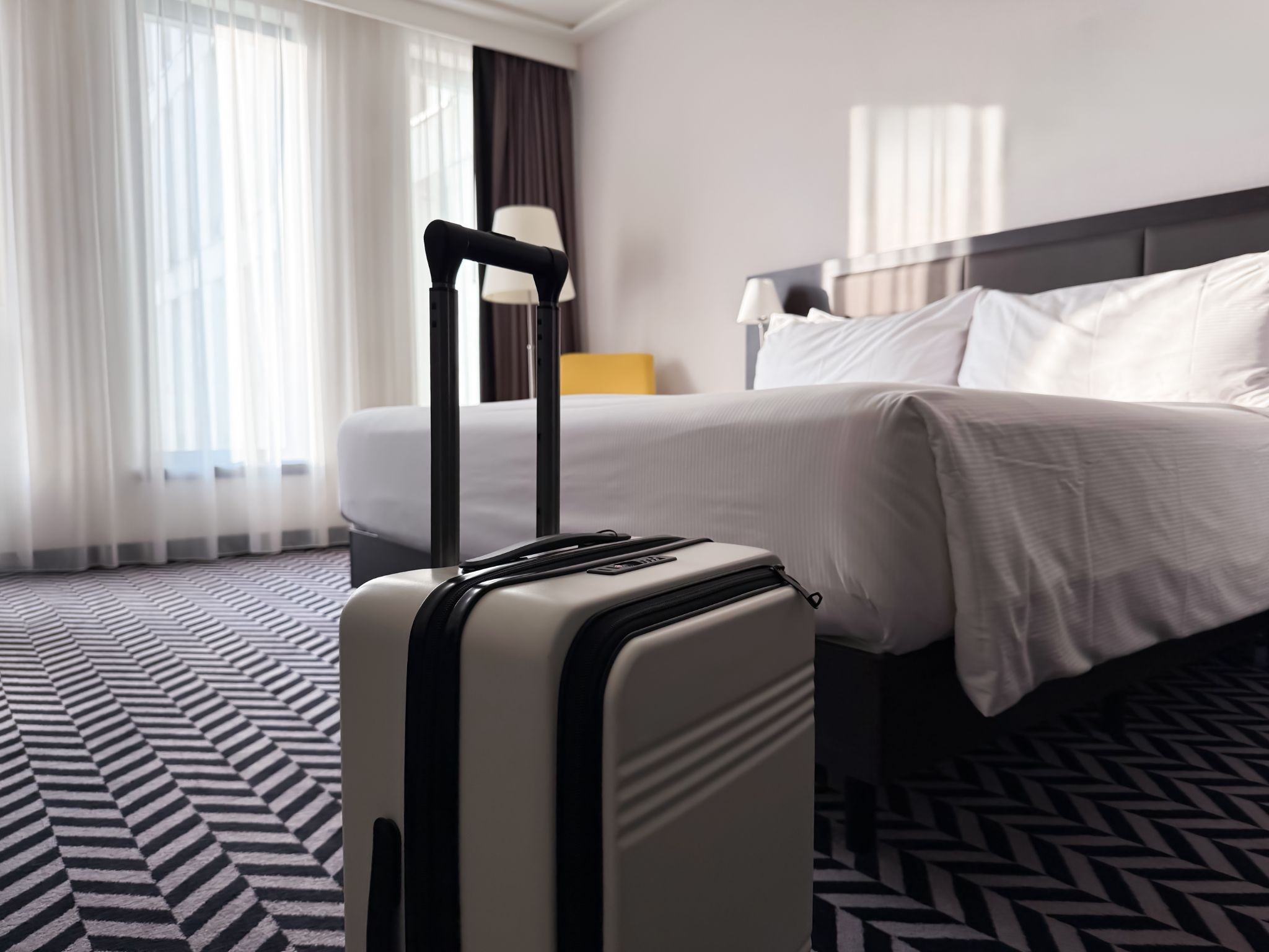 luxury hotel qualifications